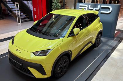 To Golden Hall φιλοξενεί το νέο BYD Dolphin Surf